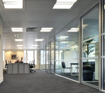 کاربرد درب شیشه ای آکوستیک