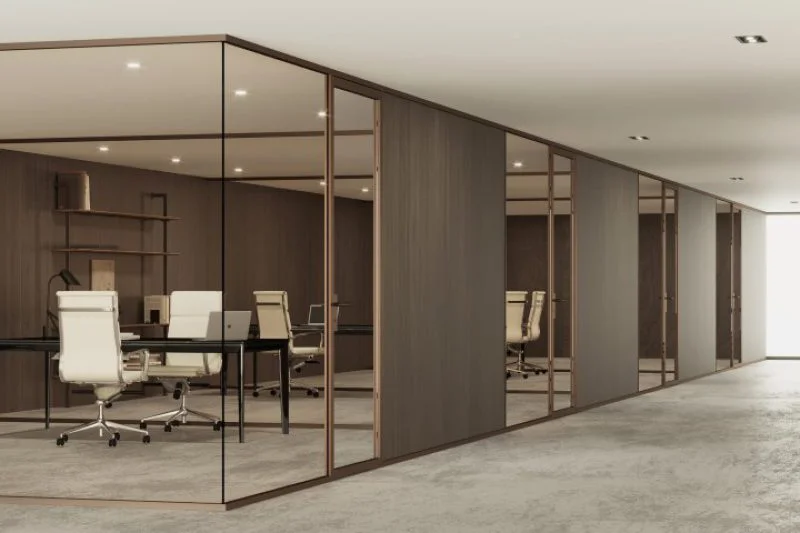 شیشه مورد استفاده در پارتیشن شیشه‌ ای