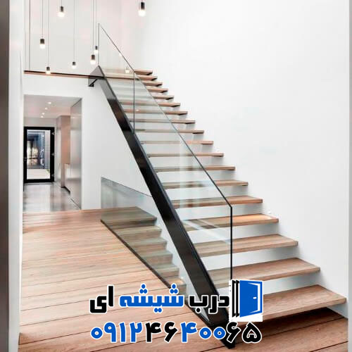 نصب و اجرای هندریل شیشه ای برای ویلا در لواسان